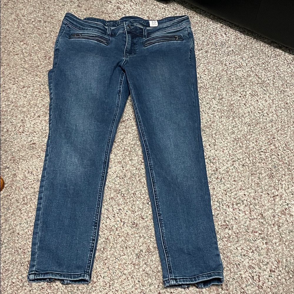 Free people zip front pocket and back of ankle Women's Blue Jeans